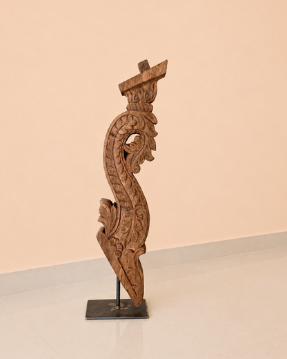 Antique Yali Balcony Bracket on Iron Stand