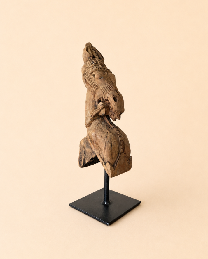 heritage horse head sculpture on iron stand