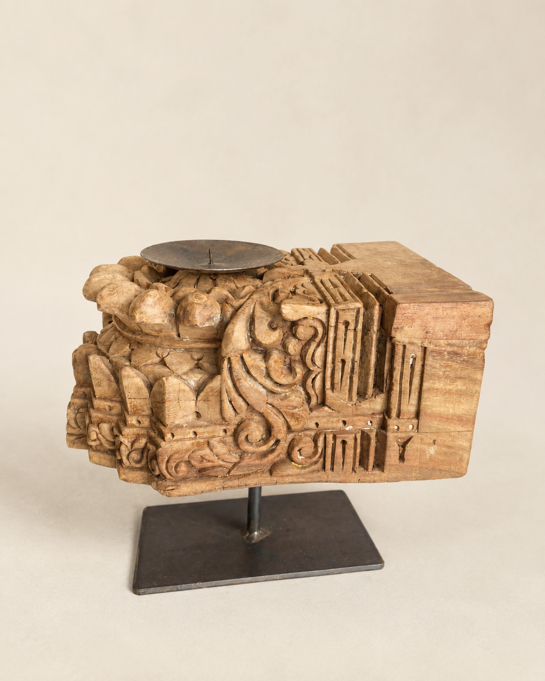 vintage hand-carved floral candle stand / statue holder / plant holder