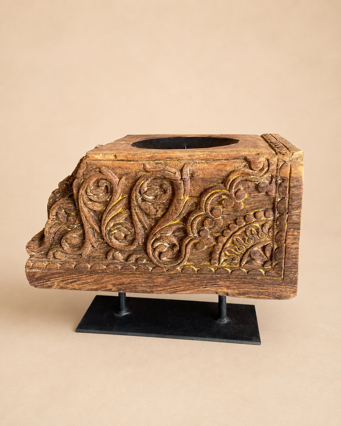 heritage teak wood carved candle stand / statue holder / plant holder