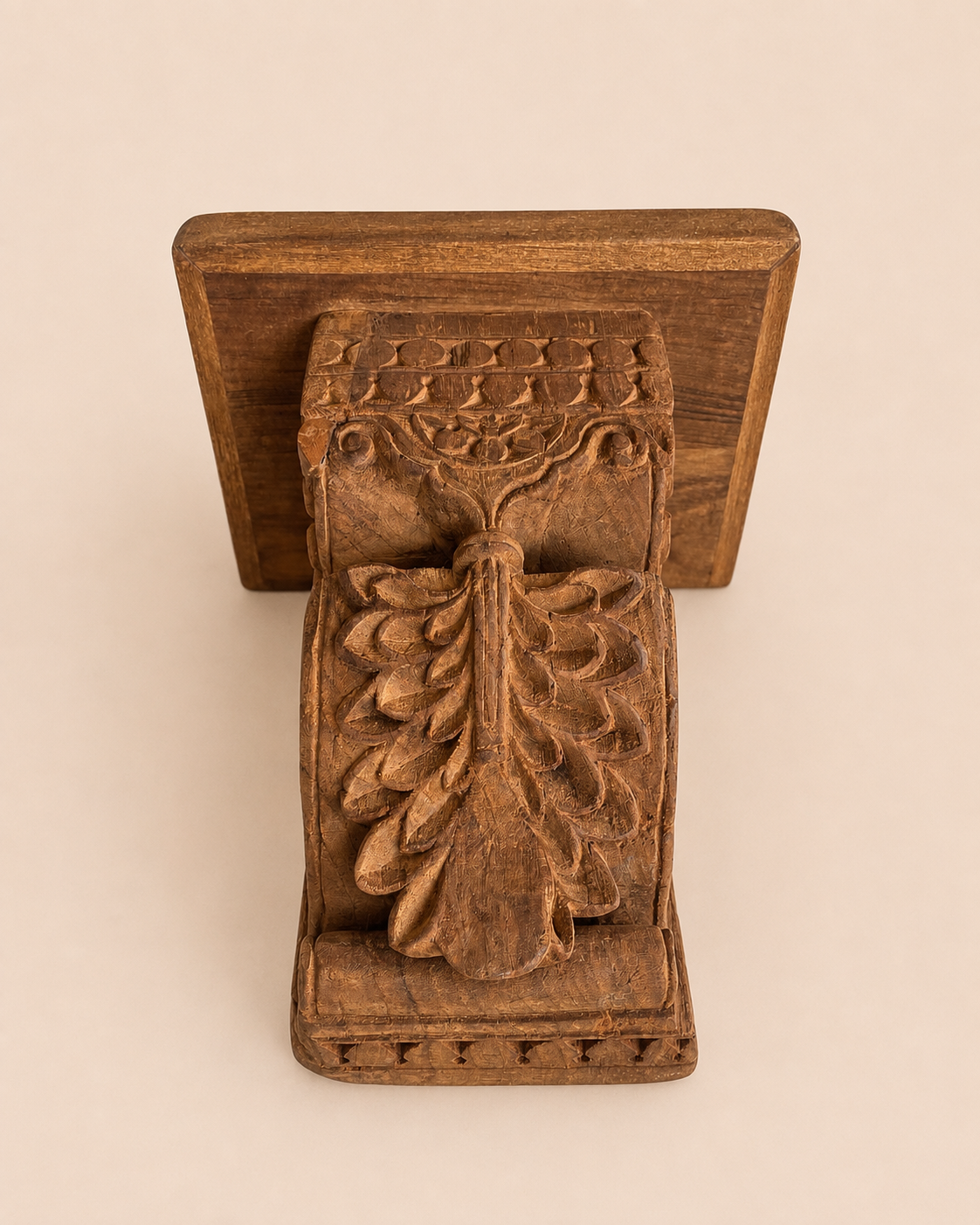 leaf carved wall bracket / shelf