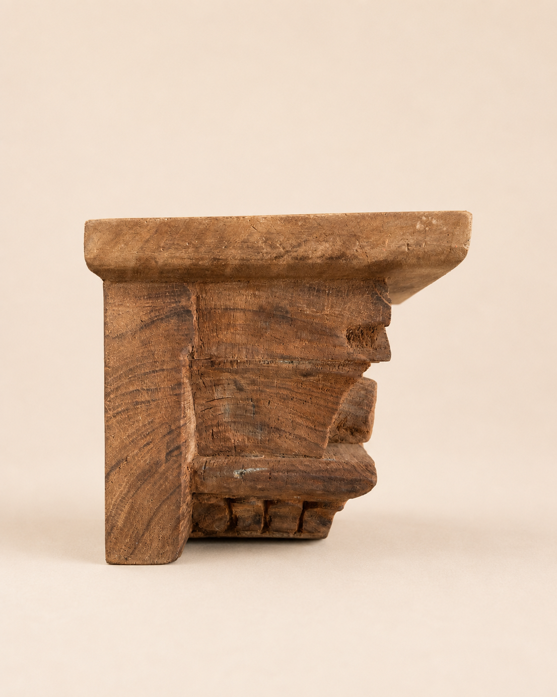 vintage wall bracket / shelf / display ledge