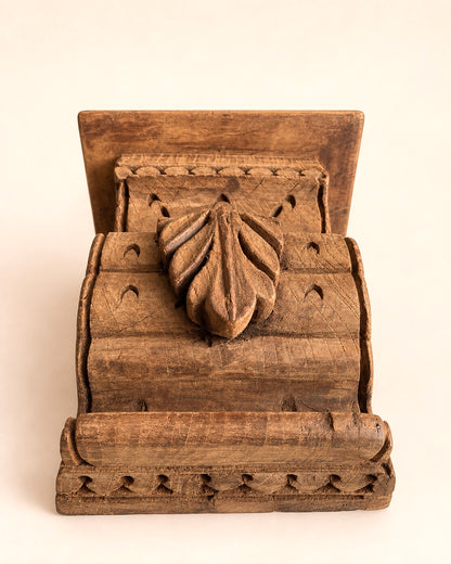Vintage Leaf Carved Wall Shelf / Bracket