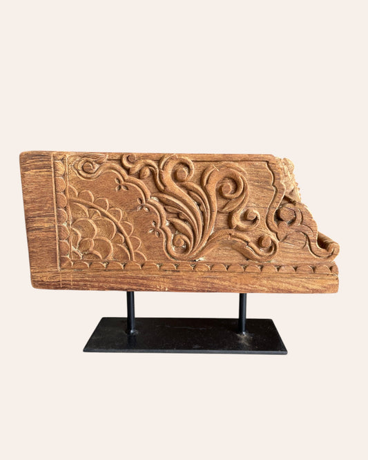 Vintage Hand-Carved Floral Décor on Iron Stand