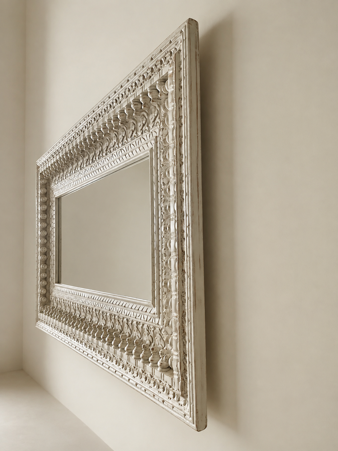 horizontal spindle detailing wall hanging mirror frame