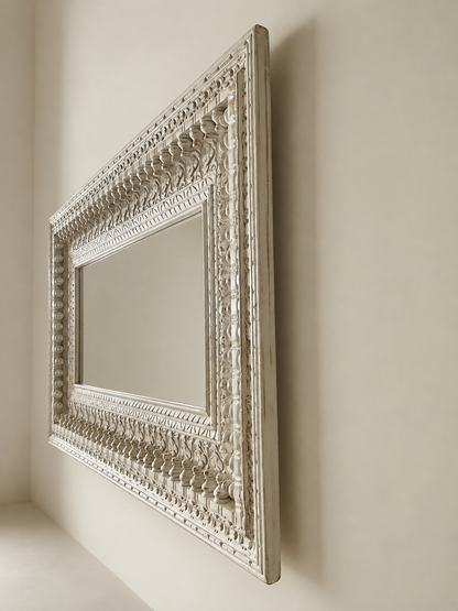Horizontal Spindle Detailing Wall Hanging Mirror Frame