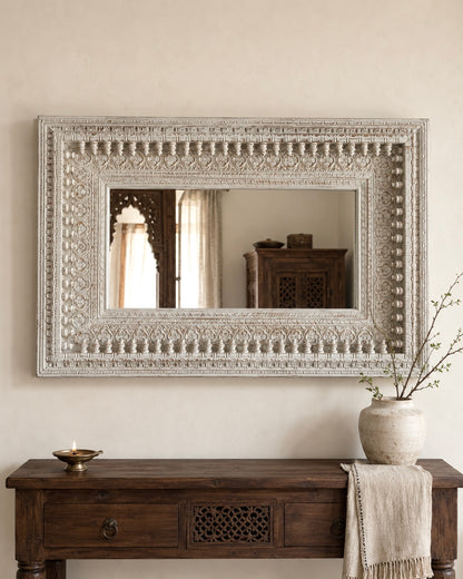 Horizontal Spindle Detailing Wall Hanging Mirror Frame
