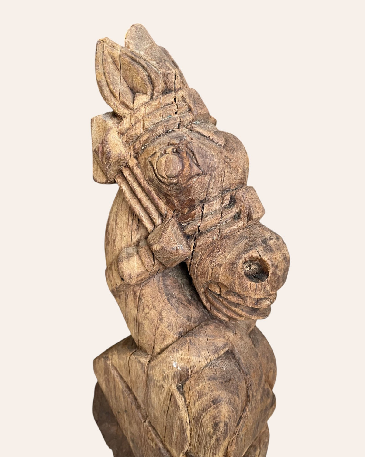 vintage south indian hand-carved wooden horse head on iron stand