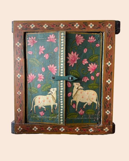 Vintage Rajasthani Hand-Painted Haveli Baari / Window Wall Décor