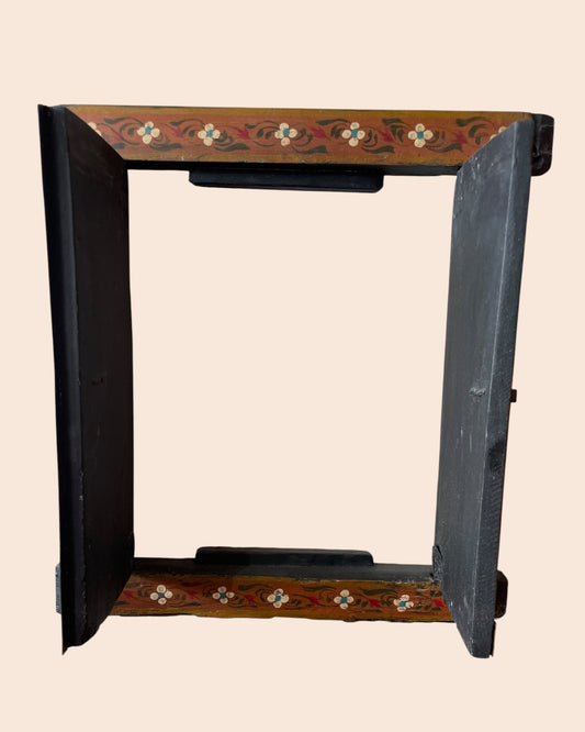 Vintage Rajasthani Hand-Painted Haveli Baari / Window Wall Décor