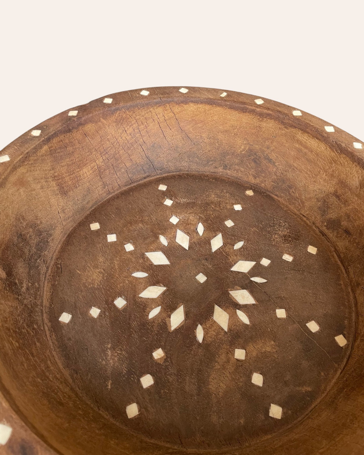 vintage hand-carved wooden parat / tray / bowl with bone inlay