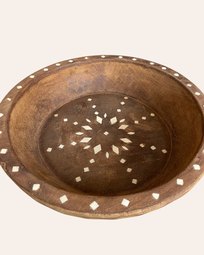 Vintage Hand-Carved Wooden Parat / Tray / Bowl with Bone Inlay