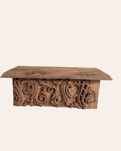 Vintage Hand-Carved Scrollwork Wooden Wall Shelf / Bracket