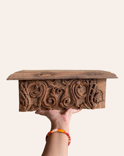 Vintage Hand-Carved Scrollwork Wooden Wall Shelf / Bracket
