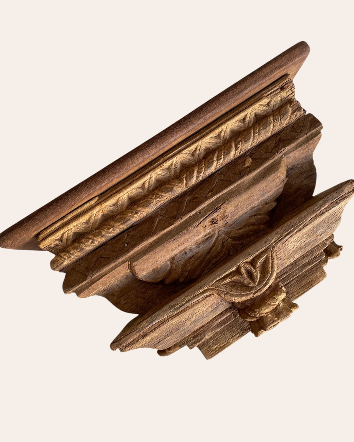 vintage wooden wall shelf / bracket